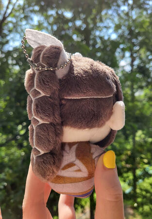 Shadowheart plushie from the back